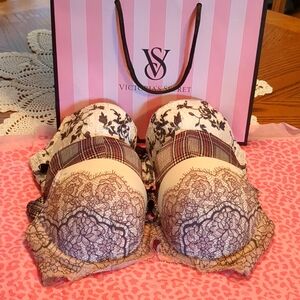 Victoria's Secret Cream and Black Lace Plunge Bra